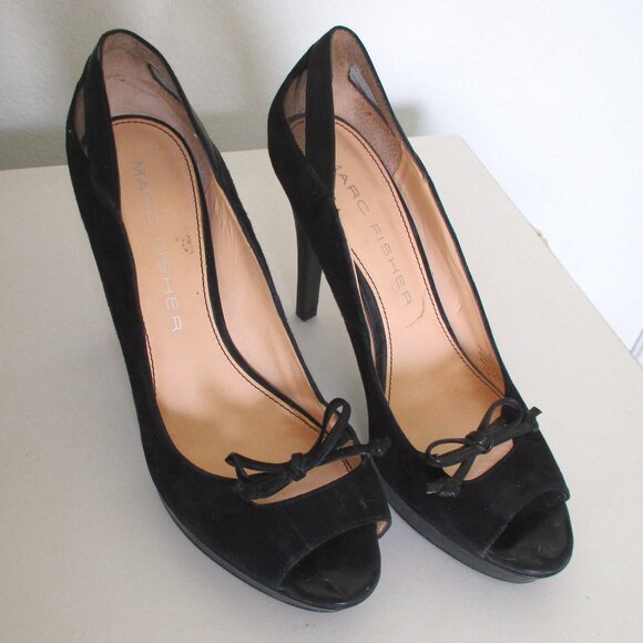 Marc Fisher "Violat" Womens Black Suede .5" Platform Peep w/3.5" Heel- Size 8.5M - Picture 3 of 11